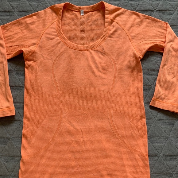 lululemon athletica Tops - lululemon athletica Swiftly Tech 3/4 Sleeve